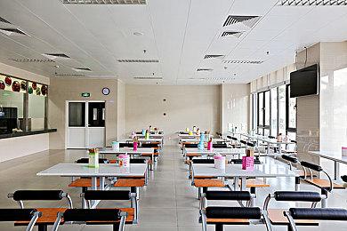 《怪物猎人：崛起》发售两周年 官方发文新贺图